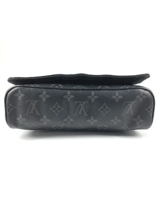 Louis Vuitton Shoulder Bag District PM NM Monogram Eclipse Canvas Black - Picture 5 of 9